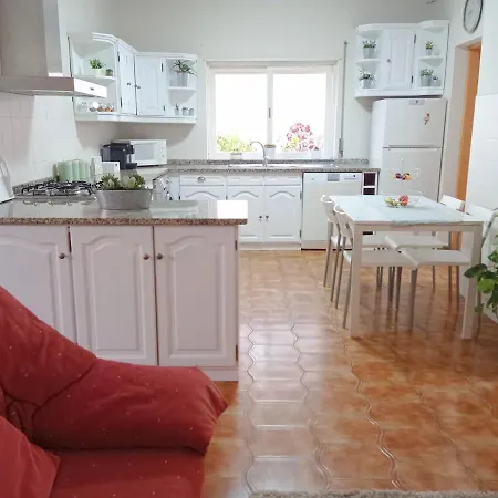 Cerqueira's House Casa de Férias *