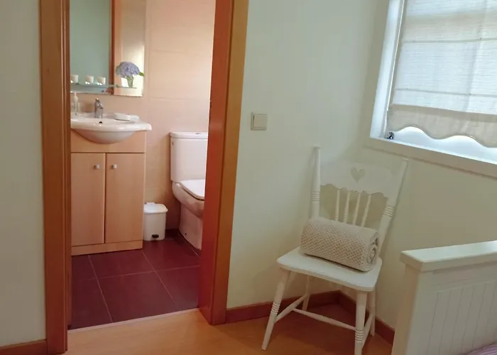 Cerqueira's House Дом отдыха Вила-Нова-ди-Сервейра